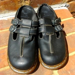 Doc Martens Clogs